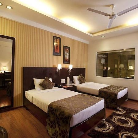Hotel Asia Jammu Tawi Katra  Kültér fotó